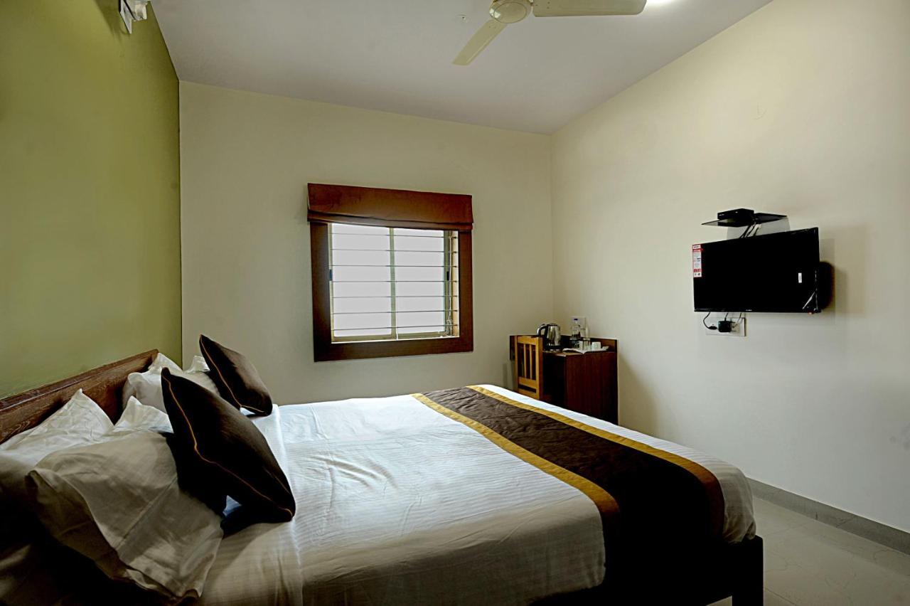 Airport Bliss Boutique Hotel Yelahanka Kültér fotó