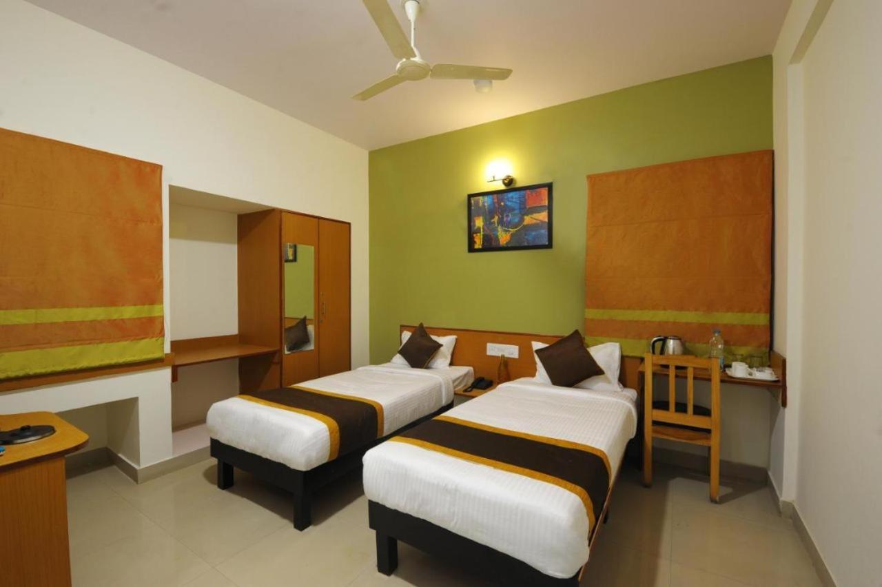Airport Bliss Boutique Hotel Yelahanka Kültér fotó